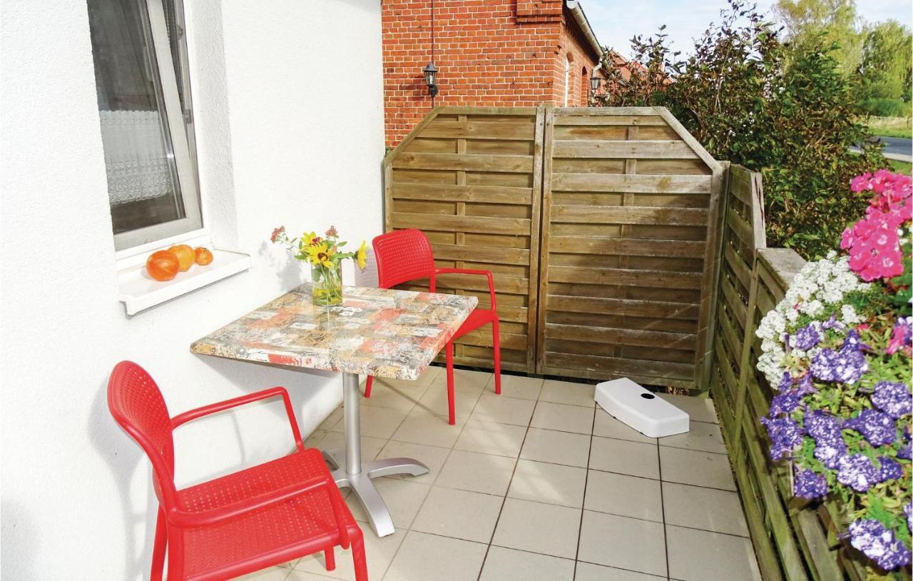 Nice Home In Insel Poel With House Sea View Экстерьер фото