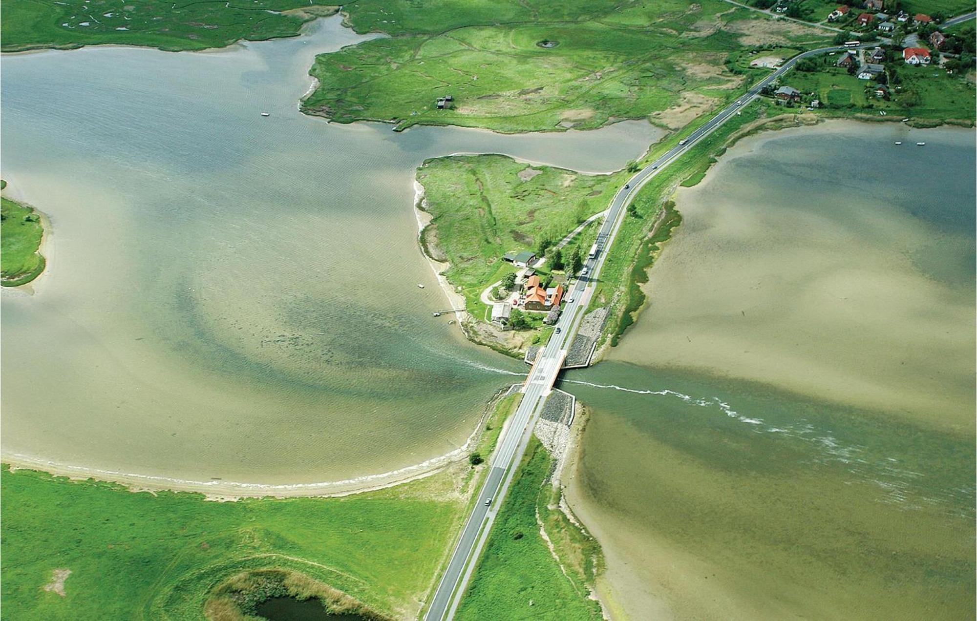 Nice Home In Insel Poel With House Sea View Экстерьер фото